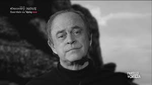 Amici un cavolo, avevi detto che era solo un raffreddore. Crozza Crisanti A Gennaio Il Cielo Diventera Color Sangue Youtube