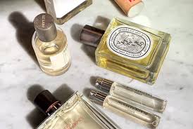 Bunun dışında, karbonat ve limon suyunu klozet içerisine dökmeniz, sizleri bu noktada rahatlatacaktır. Daha Kalici Bir Parfum Icin 5 Ipucu