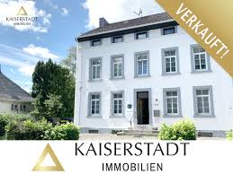 Einfamilienhäuser, doppelhaushälften, mehrfamilienhäuser oder reihenhäuser von privat, von immobilienmaklern oder der kommune finden. Denkmalgeschutzt Mehrfamilienhaus Mit Verschiedenen Nutzungsmoglichkeiten In Roetgen Kaiserstadt Immobilien