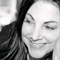 Laura Wickline's Instagram, Twitter & Facebook