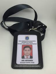 Ukuran id card panitia, id card karyawan, maupun kartu pelajar. Jual Cetak Id Card Karyawan Name Tag Kartu Pegawai Dg Tali Exclusive Jakarta Timur Esprostore Tokopedia
