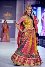 Rajasthani Ghagra Utsavpedia Rajasthani Dress Fashion Indian Fashion