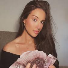 This is my only account!!! I do not have backup accounts and will never  reach out to you offering readings!!! Follow 👉🏻 @kcsteinbeck to stay  connected with me 🫂 Private readings and