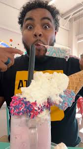 Head over to Papa's Ice Cream & Treats if you have a craving for some  really good icecream and more!!