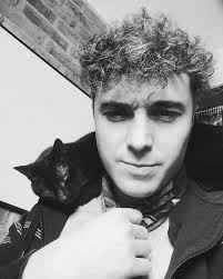 Yo no creo que estés loco. Lo que hay en vos es exceso de vida. Fotos:  @alexis_bellon_09