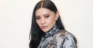 Sedang Hangat Bercinta, A.Aida Dah Jumpa Abang Sado Dan Six Pack