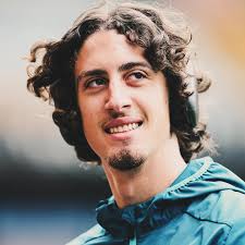 Borussia Dortmund have reportedly decided to end their pursuit of Fabio  Silva with #Wolves raising their asking price. BVB would only reconsider a  move if Wolves change their stance. 📰 Rudy Galetti