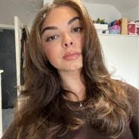 Lucy Kinney's Instagram, Twitter & Facebook