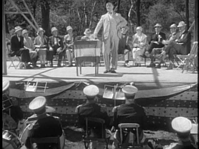 Glorifying the American Girl – Moving Pictures