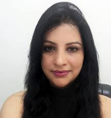 Nora Solomon's Instagram, Twitter & Facebook