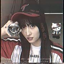 Layla Kim (Laylisskimuwu_)