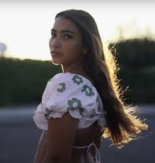 Tiktok star sienna mae gomez grew a fan base from followers who were inspired by her body positivity. Body Positive Movement Goes Viral The Catalyst