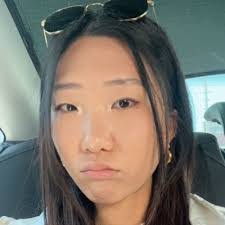 Trisha Lee's Instagram, Twitter & Facebook