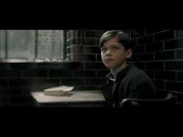 A fost o vreme când hogwarts a fost considerat un paradis sigur, dar datorită strânsei strânse a lui voldemort atât pe lumea muguloasă, cât și pe cea a vrăjitorilor, aceasta pur și simplu nu mai este cazul. Harry Potter And The Half Blood Prince Official Trailer Hd Best Quality Youtube