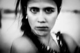 BLACK & WHITE PHOTOS (P1/A2)