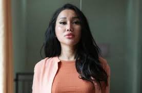 Dia menjadi salah satu artis dengan jumlah kesuksesan karir seorang prilly latuconsina di dunia hiburan berawal dari sebuah sanggar teater. Prilly Latuconsina Buka Bukaan Soal Seks Sebelum Nikah Ini Prinsipnya Matamata Com