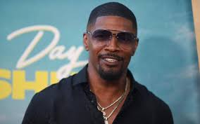 Jamie Foxx apologizes to Jewish community after sharing controversial post  about fake friends and 'Jesus'