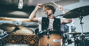 With the look and sound of a much more expensive kit, the pearl roadshow is the best drum set for beginners on the market today. The 5 Best Beginner Drum Sets Of 2020 Reviewed By A Pro