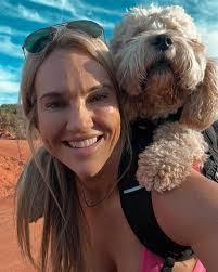 Amanda Randle's Instagram, Twitter & Facebook