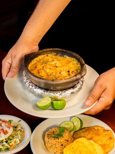Cazuela Mundo marisco/Seafood World