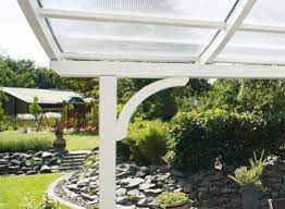 Les tentes de toit naïtup s'adaptent à tous les véhicules équipés de barres de toits. Des Abris Terrasse Avec Grande Avancee De Toit Blog Conseil Abri Jardin Garage Carport Bons Plans