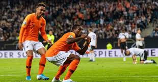 Wijnaldum играет с 2016 в ливерпуль (лив). Georginio Wijnaldum Holland Planet Football