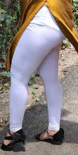 A woman trying to seduce a man only needs to go for a pair of yoga pants. Leggings Garls Facebook