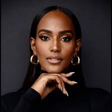 Mark Bryan Is Bent On Proving That Clothes Have No Gender––Heels On