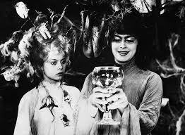 Juni 1953 in brünn, tschechoslowakei) ist eine tschechische schauspielerin. Die Kleine Meerjungfrau 1975 Film Cinema De