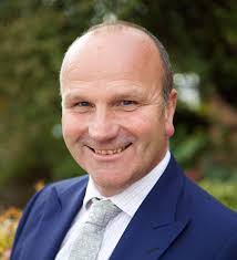 Michael Hird's Instagram, Twitter & Facebook