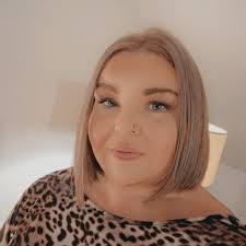 Can you recommend a good starter kit? I've only ever done nail polish but  I'm looking to learn how to do gel, and acrylics. Not looking to spend a  fortune but do