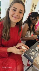 What a wonderful Saturday Morning @theviewingroomartgallery as we  celebrated Galentine’s Day this Saturday with an unforgettable twist!  Friends gathered for a day filled with laughter and creativity. ...