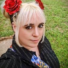 Laura Kilpatrick's Instagram, Twitter & Facebook