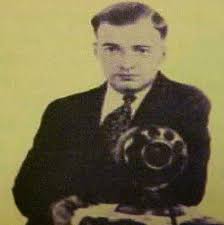 TESIS: ACERCAMIENTOS A LOS ELEMENTOS TEÓRICO PRÁCTICOS DEL TRABAJO  RADIOFÓNICO