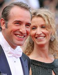 Jun 22, 2021 · alexandra lamy ne pourrait être plus admirative de sa fille, chloé jouannet. Jean Dujardin Et Alexandra Lamy La Love Story D Un Gars Une Fille Elle