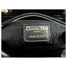 Dior Dior Lady Dior Medium Bag Black Patent Handbags Patent Leather Black Ref 171817 Joli Closet 35,00 eur de frais de livraison. dior lady dior medium bag black patent