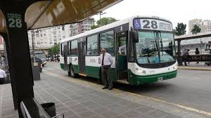 Ayer hubo una reunión entre representantes de uta y aetat y se resolvió pasar a un cuarto intermedio hasta hoy al mediodía. Disidentes De La Uta Cancelaron El Paro De Colectivos En El Amba
