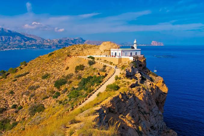 Ruta del Faro del Albir: los faros también son para el otoño | Traveler