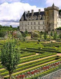 Chateau De Villandry Indre De Loire France In 1934 It Was Designated A Monument Historique Is A World Heritage S Beautiful Castles French Castles Castle