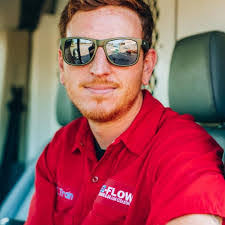 Peter Swinson's Instagram, Twitter & Facebook