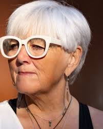 Deb L Houston, Registered Psychotherapist, Collingwood, ON, L9Y