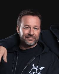 Josh Schofield's Instagram, Twitter & Facebook