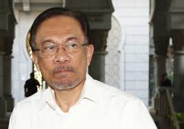 Federal Court rejects Anwar's bid for ex-cop's testimony in Sodomy II  review (VIDEO)