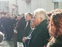 Czesław miłosz był synem aleksandra miłosza i weroniki miłoszowej z kunatów. Wosp 2019 Pogrzeb Pawla Adamowicza W Gdansku Rodzina Aktorzy Politycy Dziennikarze I Tlum Gdanszczan Zegnaja Prezydenta Telemagazyn Pl