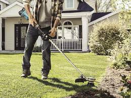 Lightweight and versatile, string trimmers make it easier to get rid of weeds and edge sidewalks. Makita Upgrades Lxt Cordless String Trimmer Ope Reviews