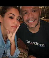 Tilsa Lozano defendió a Jackson Mora y arremetió contra Community Manager:  “Vamos a ver quién lo va a contratar”