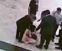 Sanaya i̇rani kashmira irani kardeş mi? 2khtare Irani In Mall Of The Emirates Part 2 Youtube