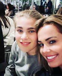 Ho fatto i conti con il senso di colpa e la rabbia'': Sonia Bruganelli  torna a parlare della malattia della figlia e rivela di aver perso la fede 