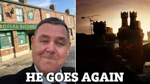 George Shuttleworth hands over thousands to stop feud with sister Glenda in  Coronation Street