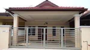 Tiang teras rumah minimalis berbentuk bulat lebih terlihat modern daripada tiang dari batu alam. Rumah Teres Setingkat 4 Bilik Design Rumah Terkini